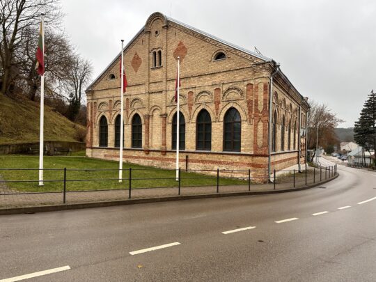 Naujos, modernios komercinės patalpos Alytaus centre.